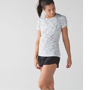 Lululemon Beat The Heat Short Sleeve Tiger Space Dye Black White / White Small